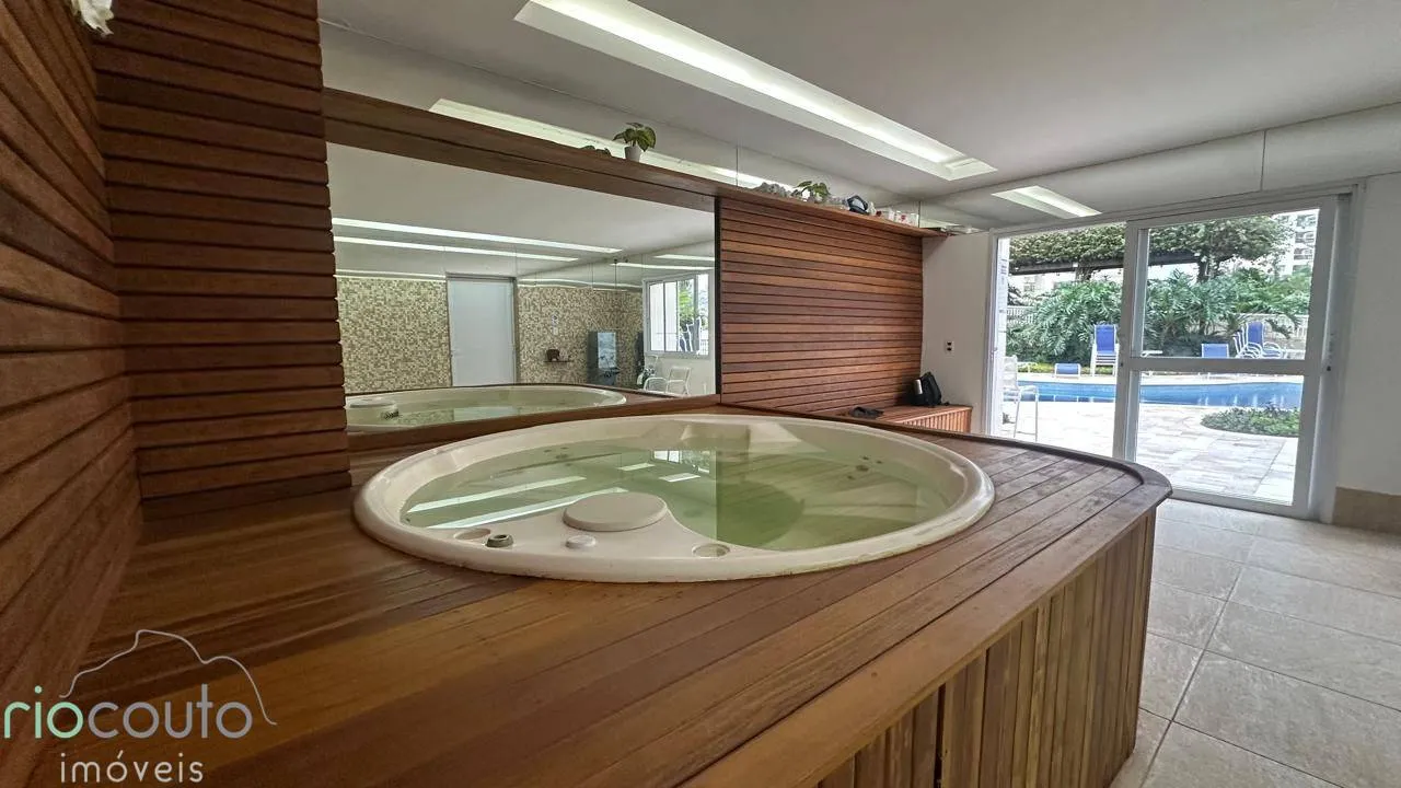 2-bedroom apartment with a water view in Rio de Janeiro — photo 65