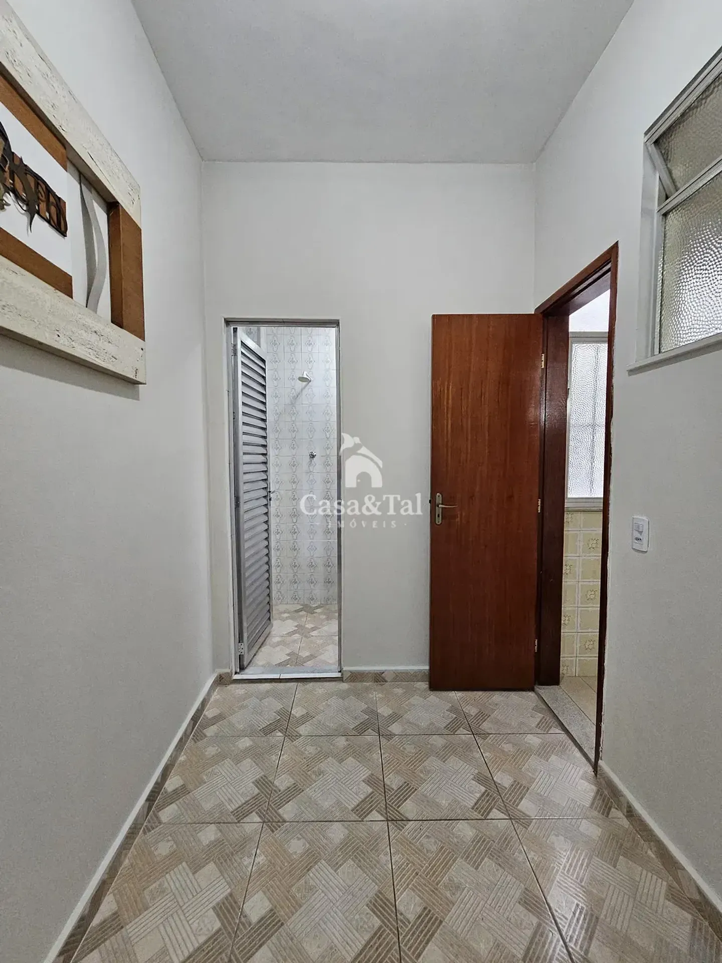 Unfurnished apartment with air conditioning and 3 bedrooms — photo 45