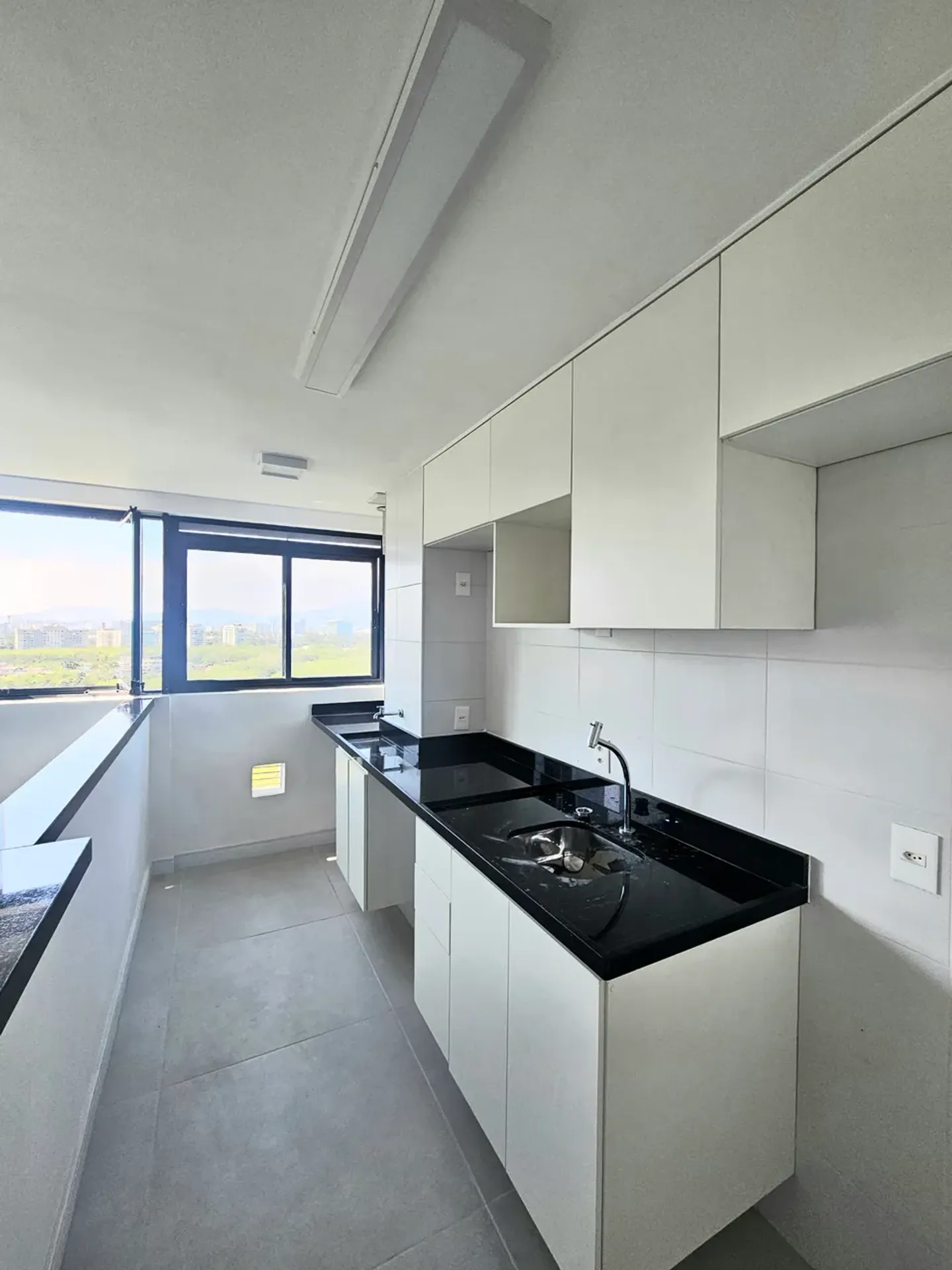 2-bedroom rental apartment with 2 bathrooms and 55 m² — photo 12