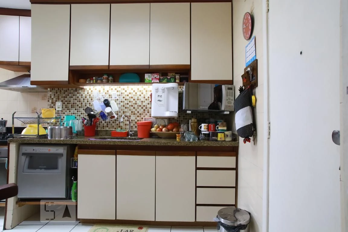 Furnished 2-bedroom apartment with 2 bathrooms — photo 7