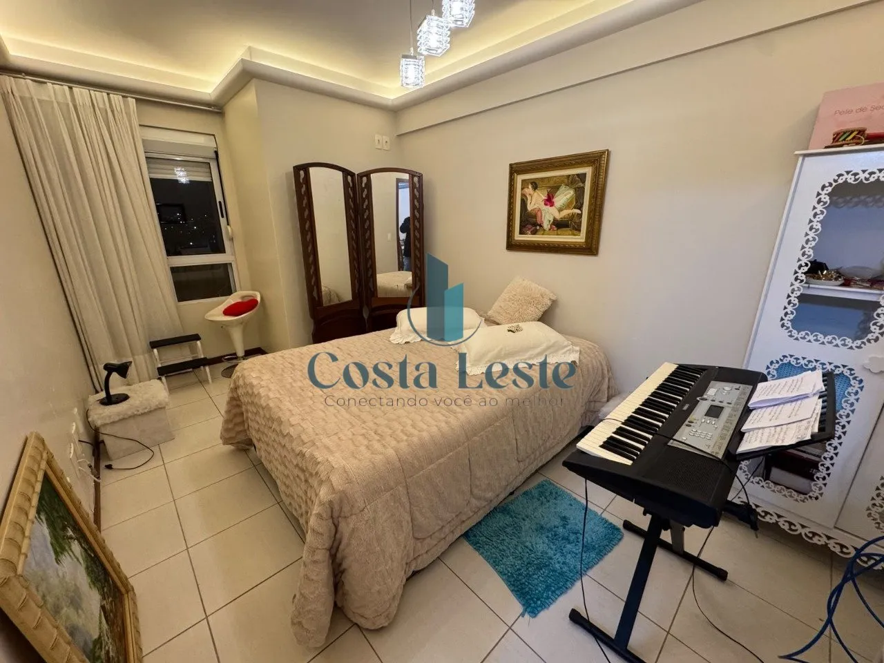 Furnished apartment with 4 bedrooms and 2 en-suites — photo 5