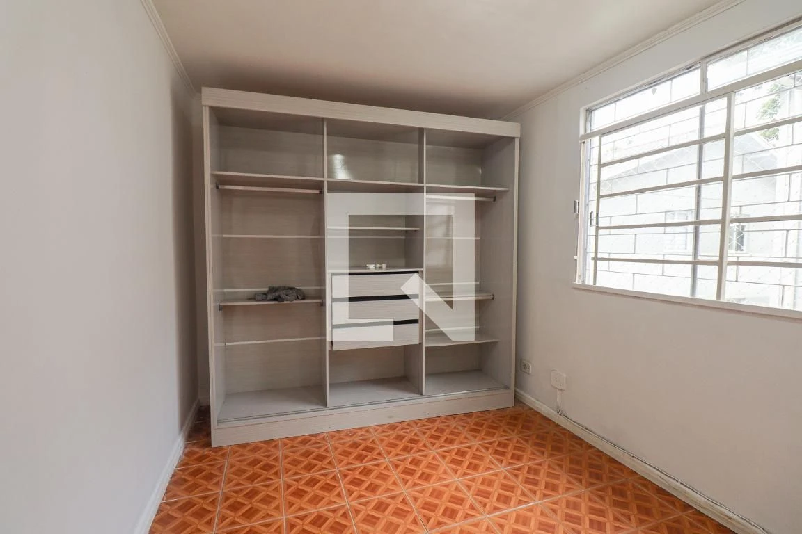 2-bedroom apartment with a washing machine in Curitiba — photo 4