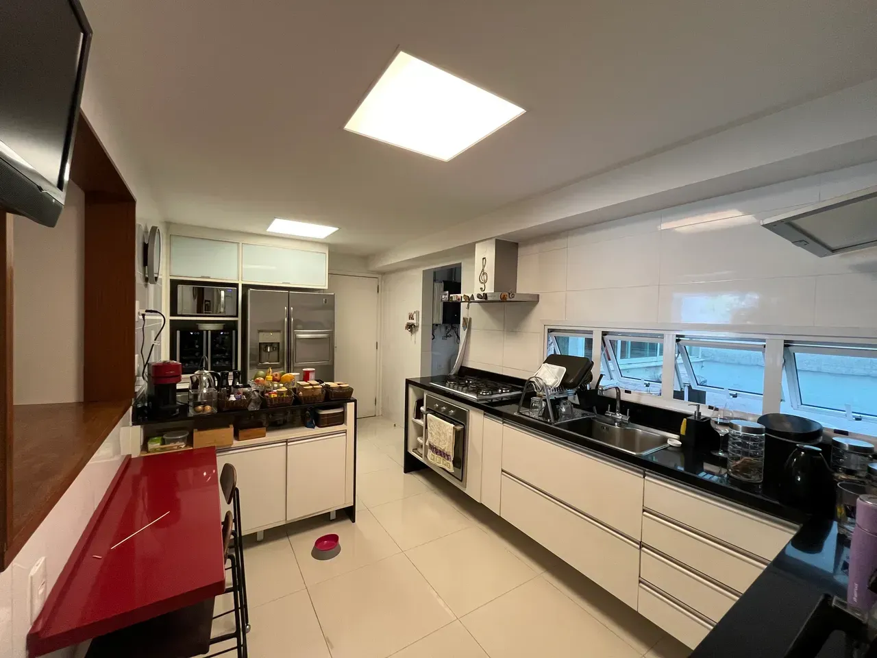 Furnished apartment, 240 m², with a washing machine — photo 3