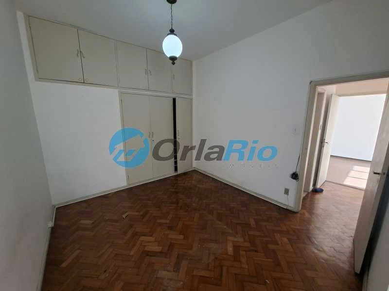2-bedroom apartment with private BBQ and 1 parking spot — photo 14
