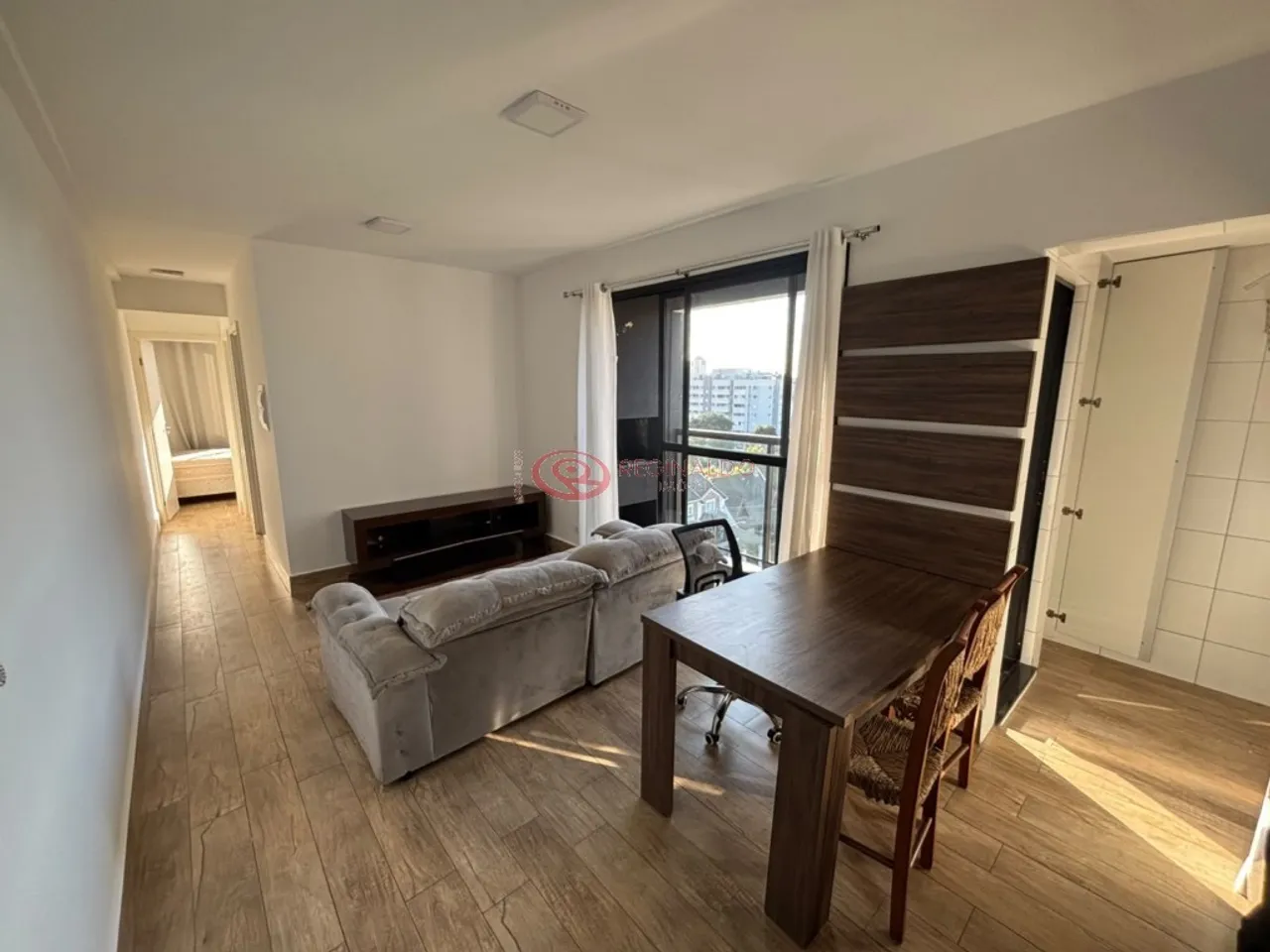 2-bedroom apartment with an open-plan kitchen and 1 parking spot — photo 4