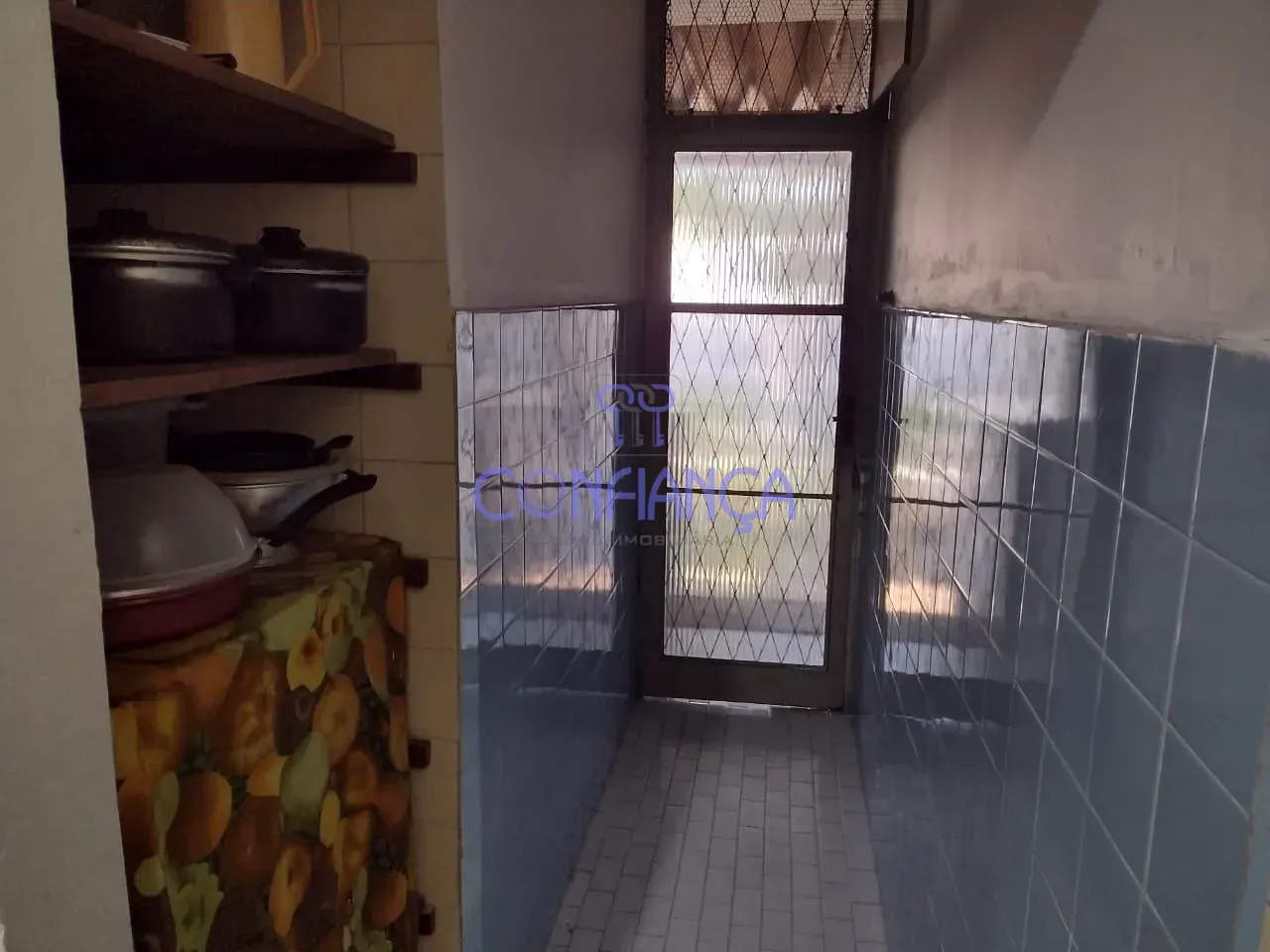 Casa mobiliada com cozinha e fogão a gás — photo 19