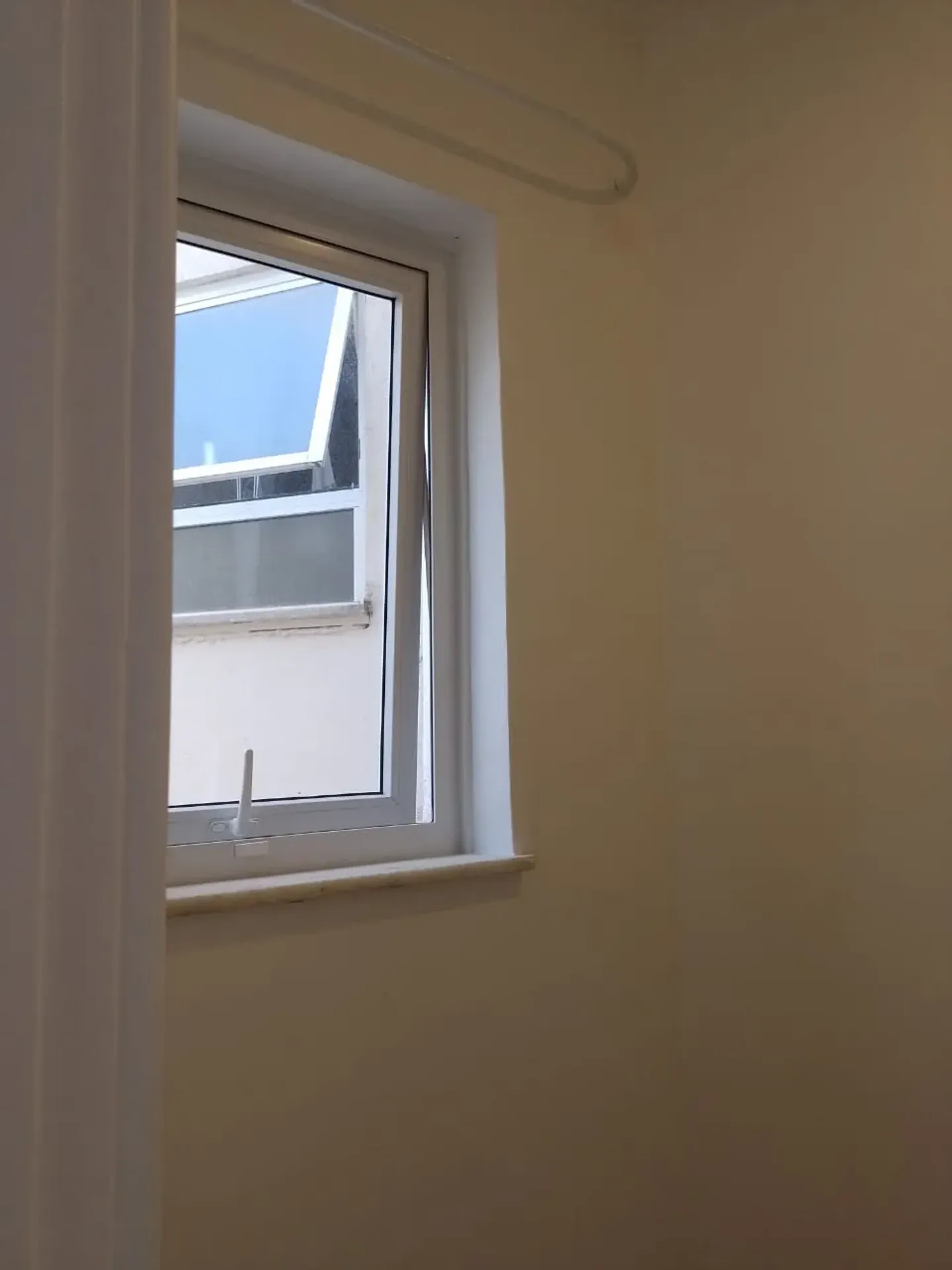 Furnished apartment, 77 m², with a bathtub — photo 22
