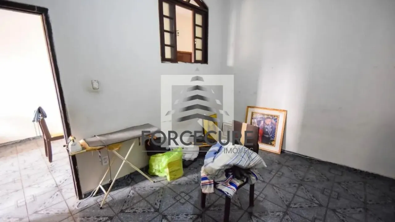 Apartamento mobiliado com 4 quartos e 2 banheiros — photo 12