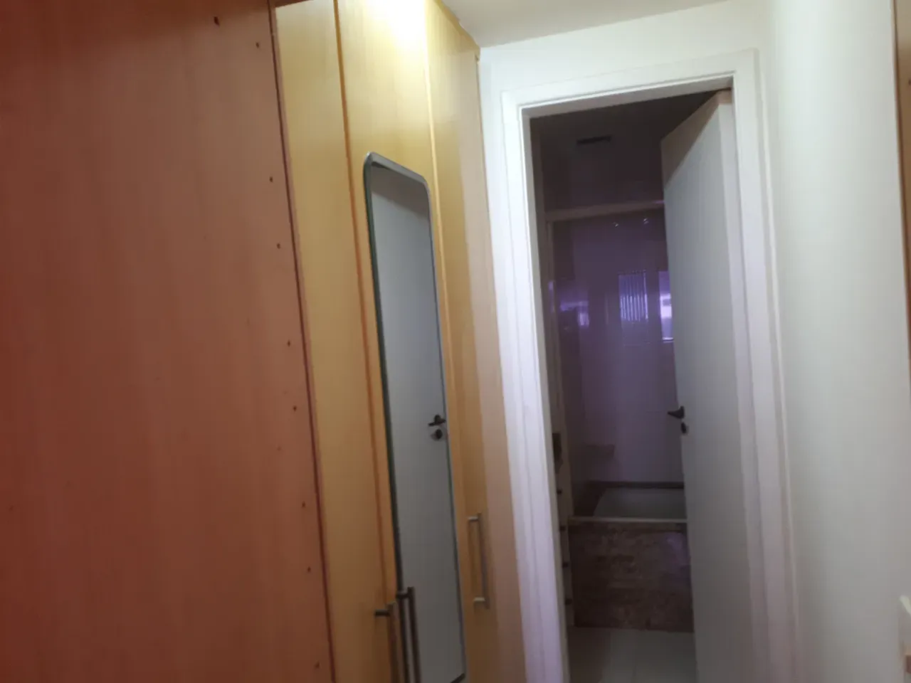 3-bedroom apartment with a bathtub — photo 11