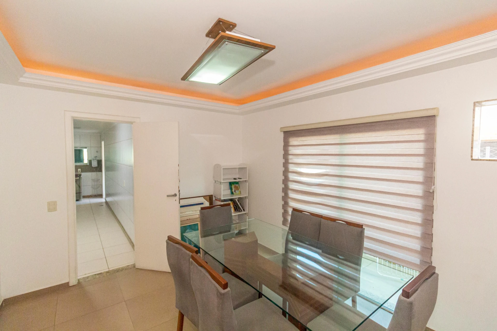 Apartamento mobiliado com 4 quartos e 3 banheiros — photo 10