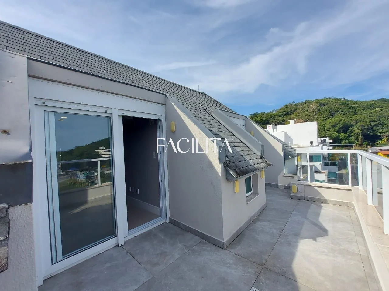 Меблированный дуплекс-пентхаус с 4 спальнями и 245 м² — photo 15