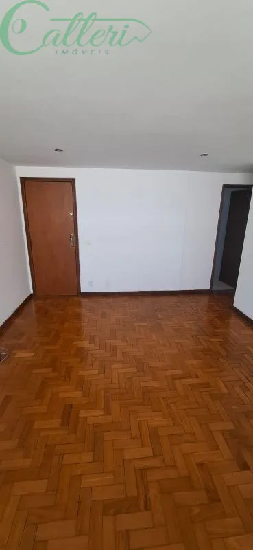 Apartment, 64 m², with wood or laminate floors — photo 5