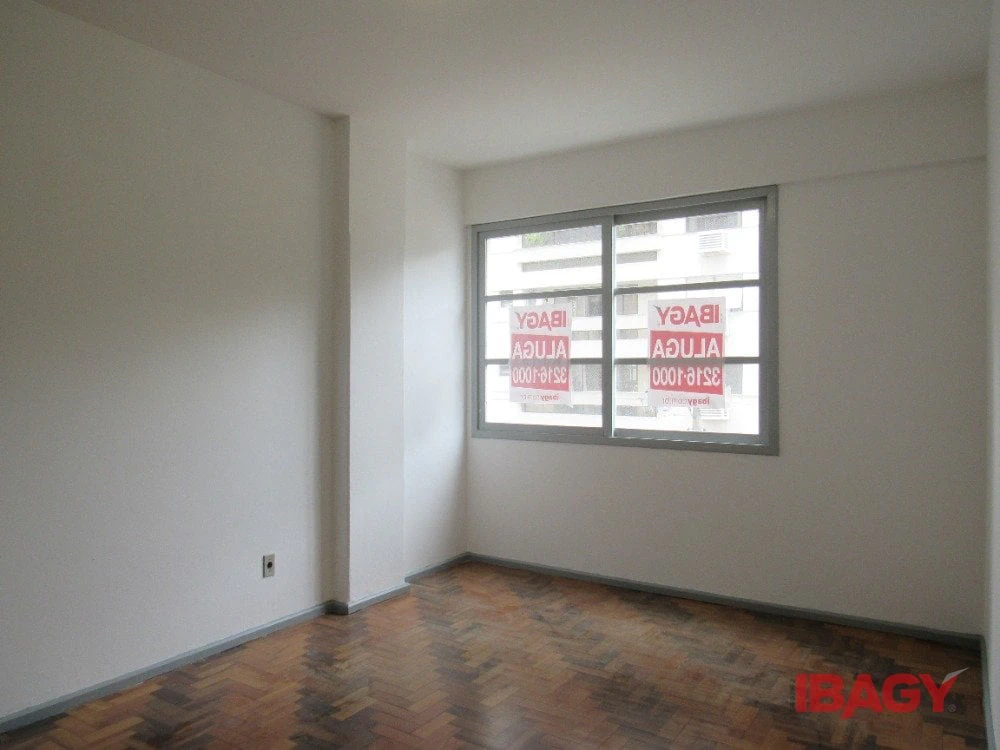 3-bedroom apartment with a separate kitchen 80 m² — photo 19