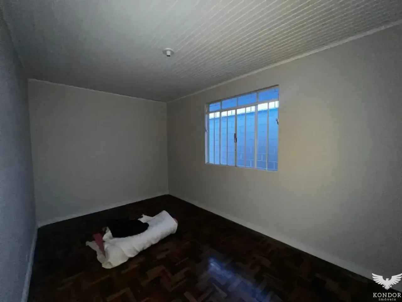 Single-level house with 220 m², 3 bedrooms and BBQ — photo 10