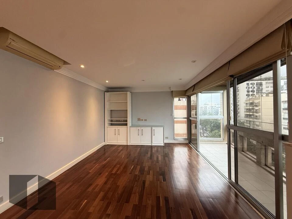 4-bedroom apartment 164 m² with 2 parking spaces — photo 23