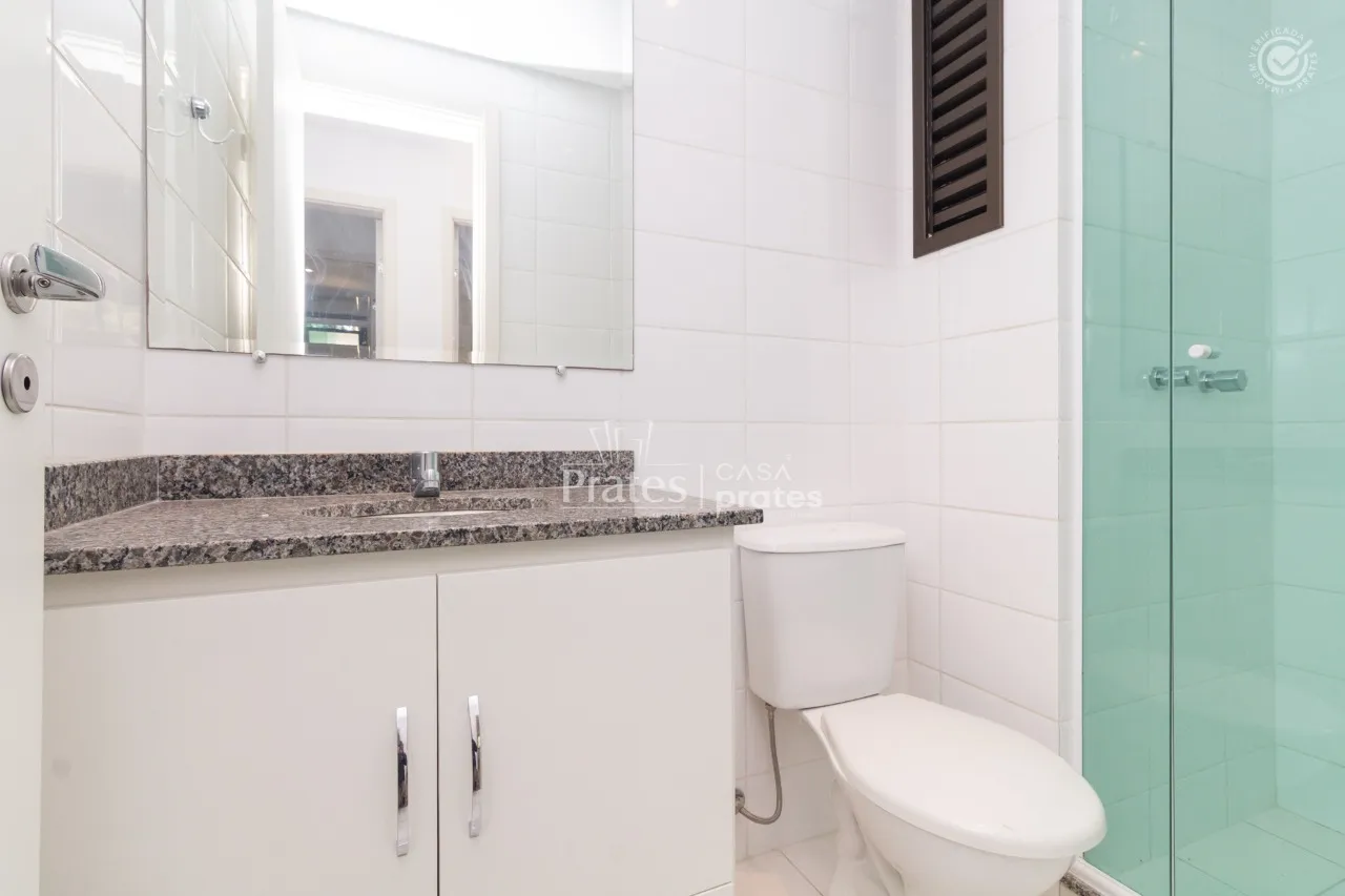 Unfurnished apartment with 3 bedrooms and open kitchen — photo 15