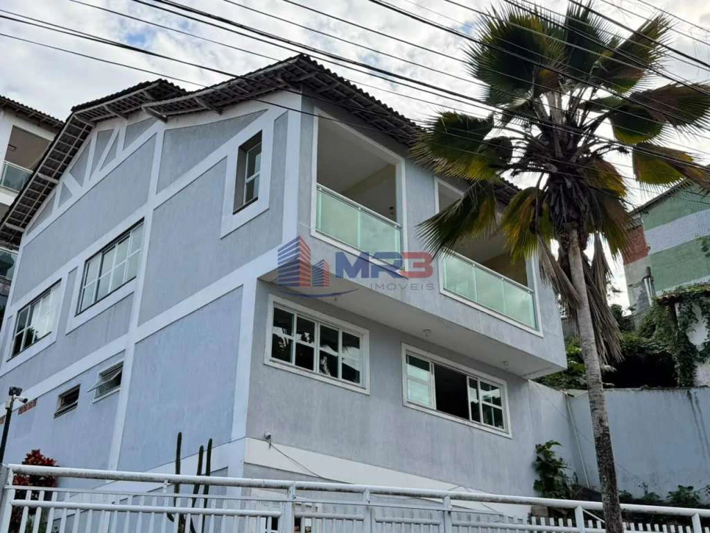 Unfurnished house with 3 en-suite bedrooms and a balcony — photo 27
