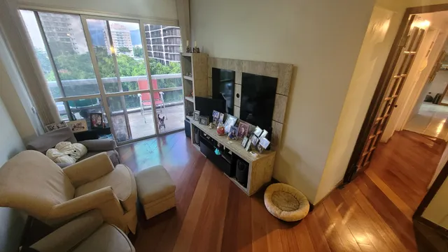 Apartamento com cozinha fechada e 3 quartos — photo 16