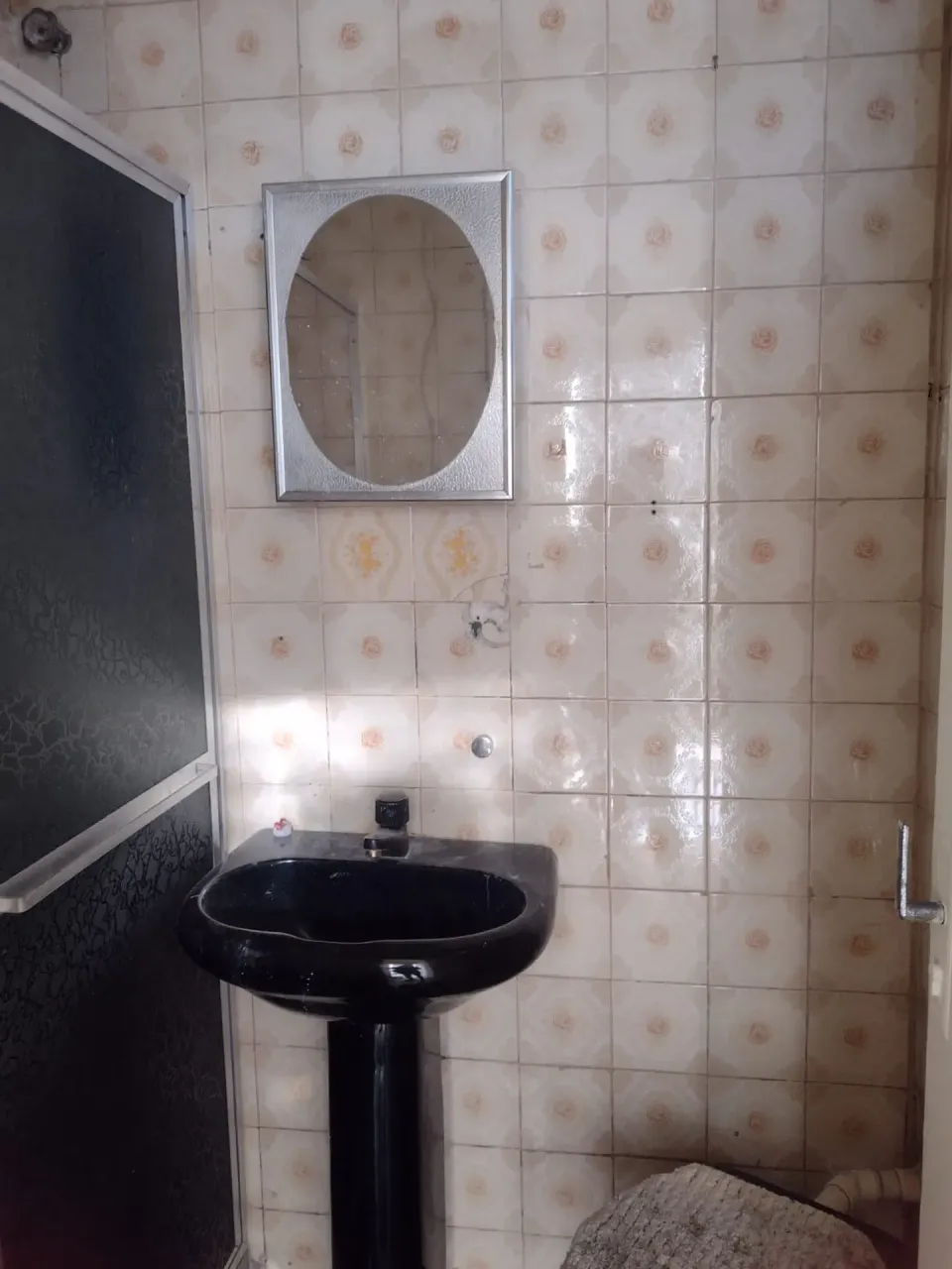 Будинок із 2 спальнями та 1 ванною з душем у склі — photo 8