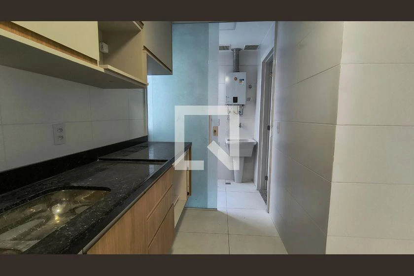 Apartamento com 3 suítes, 5 banheiros e 328 m² — photo 11