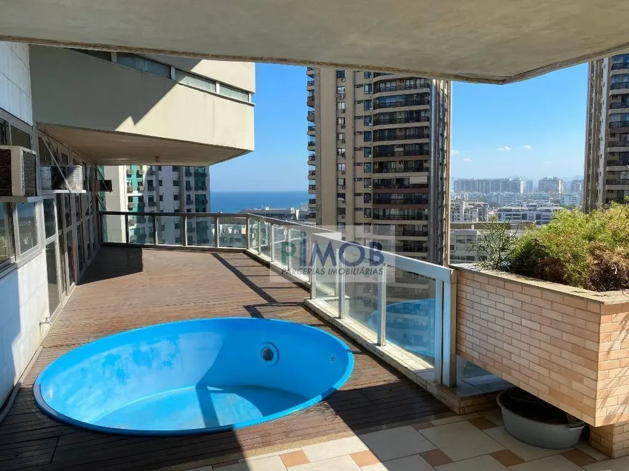 Apartamento com 4 dormitórios e 300 m² com varanda envidraçada — photo 14