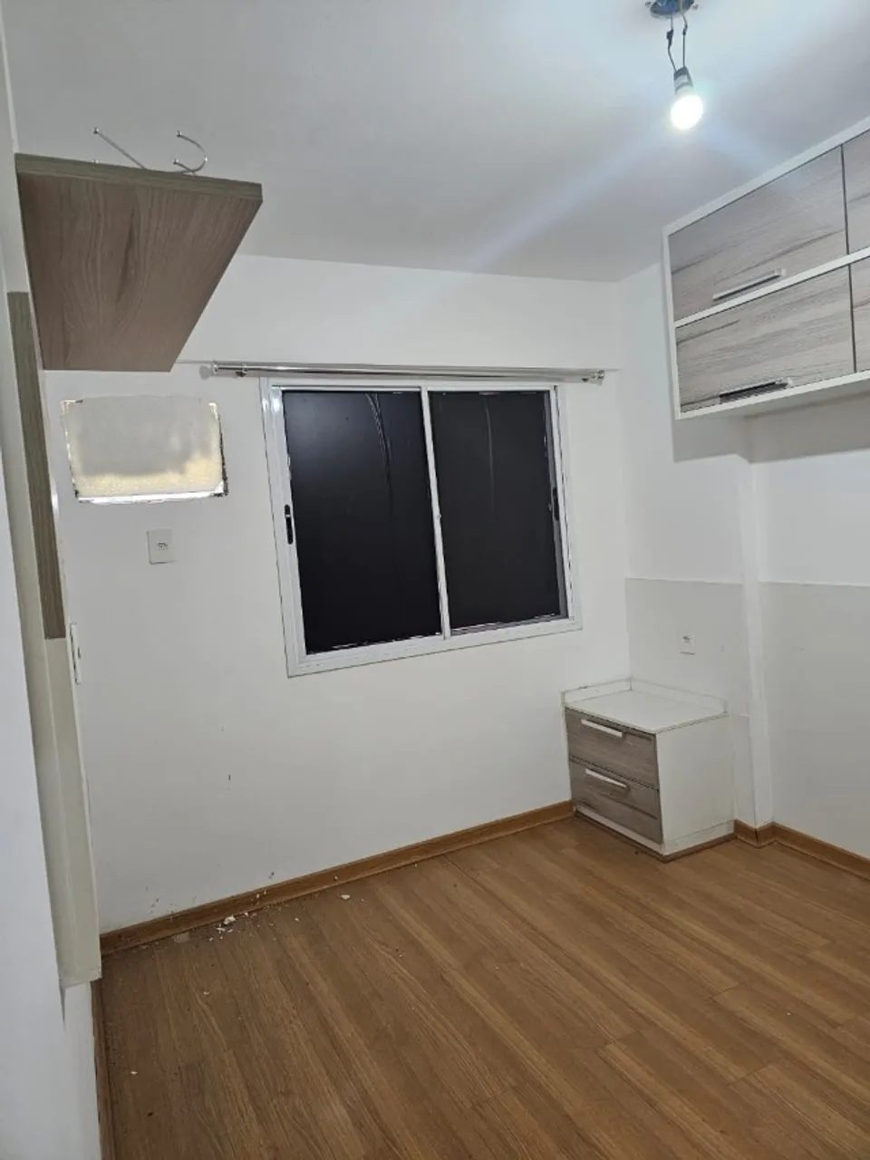 2-bedroom apartment in a building with a gym — photo 8