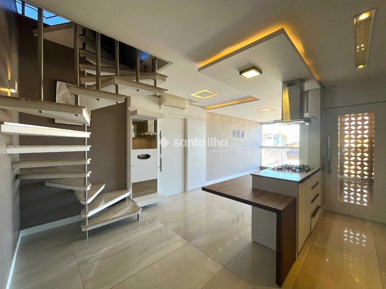 Квартира 114 м² с видом на горы и панорамными окнами — photo 26