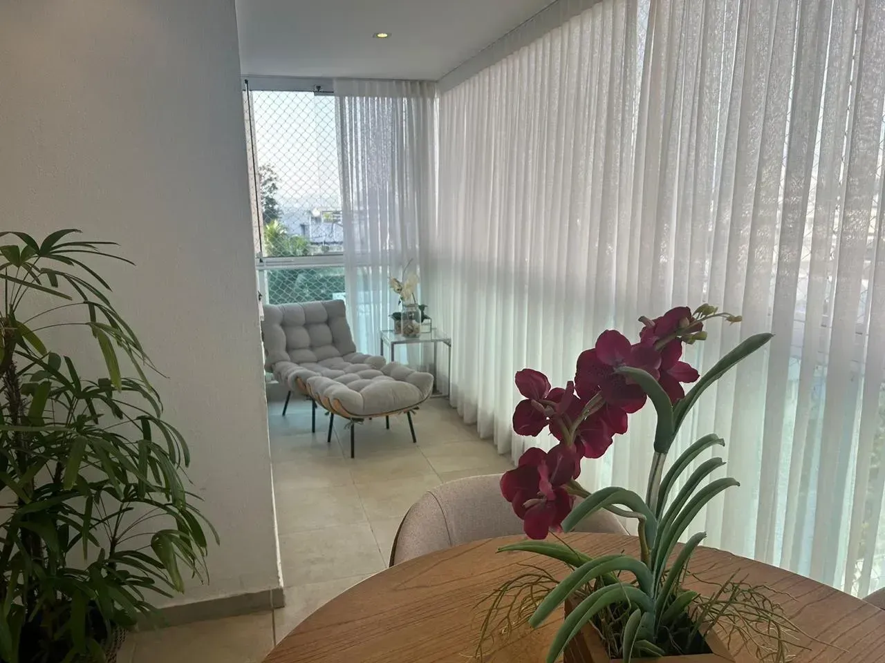 Furnished apartment with 3 bedrooms and 3 bathrooms — photo 10