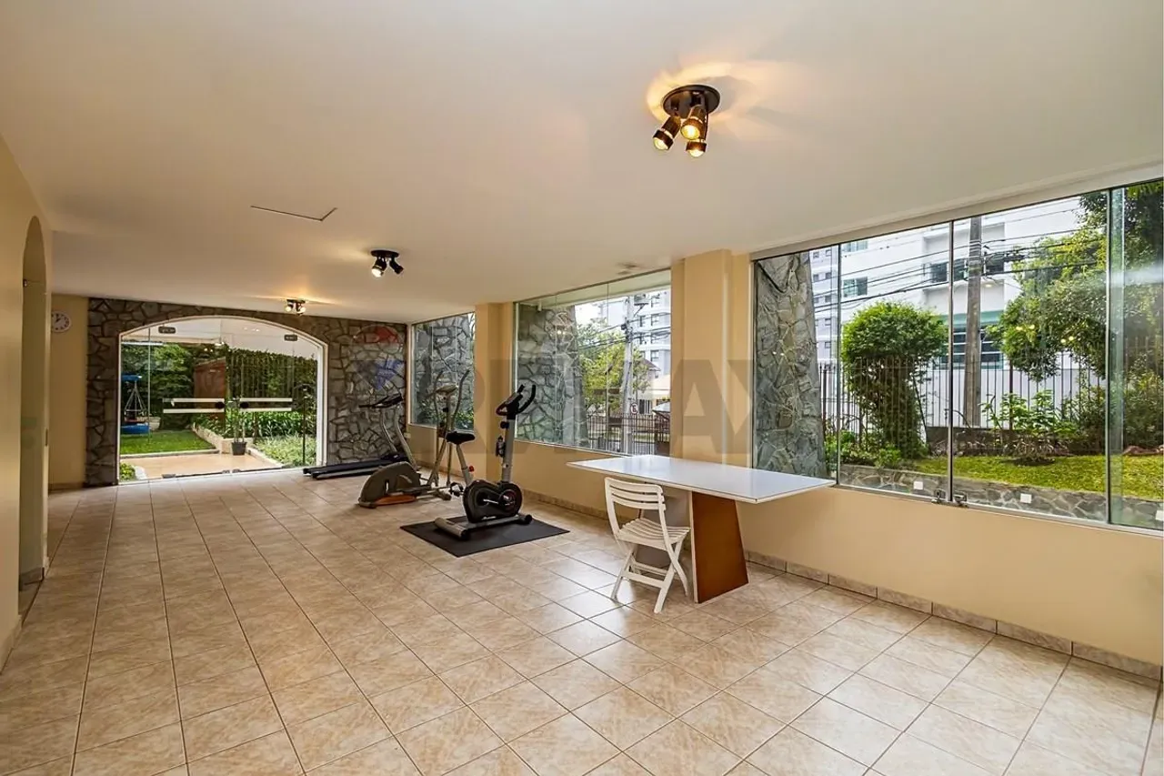 3-bedroom apartment with a separate gas kitchen — photo 36