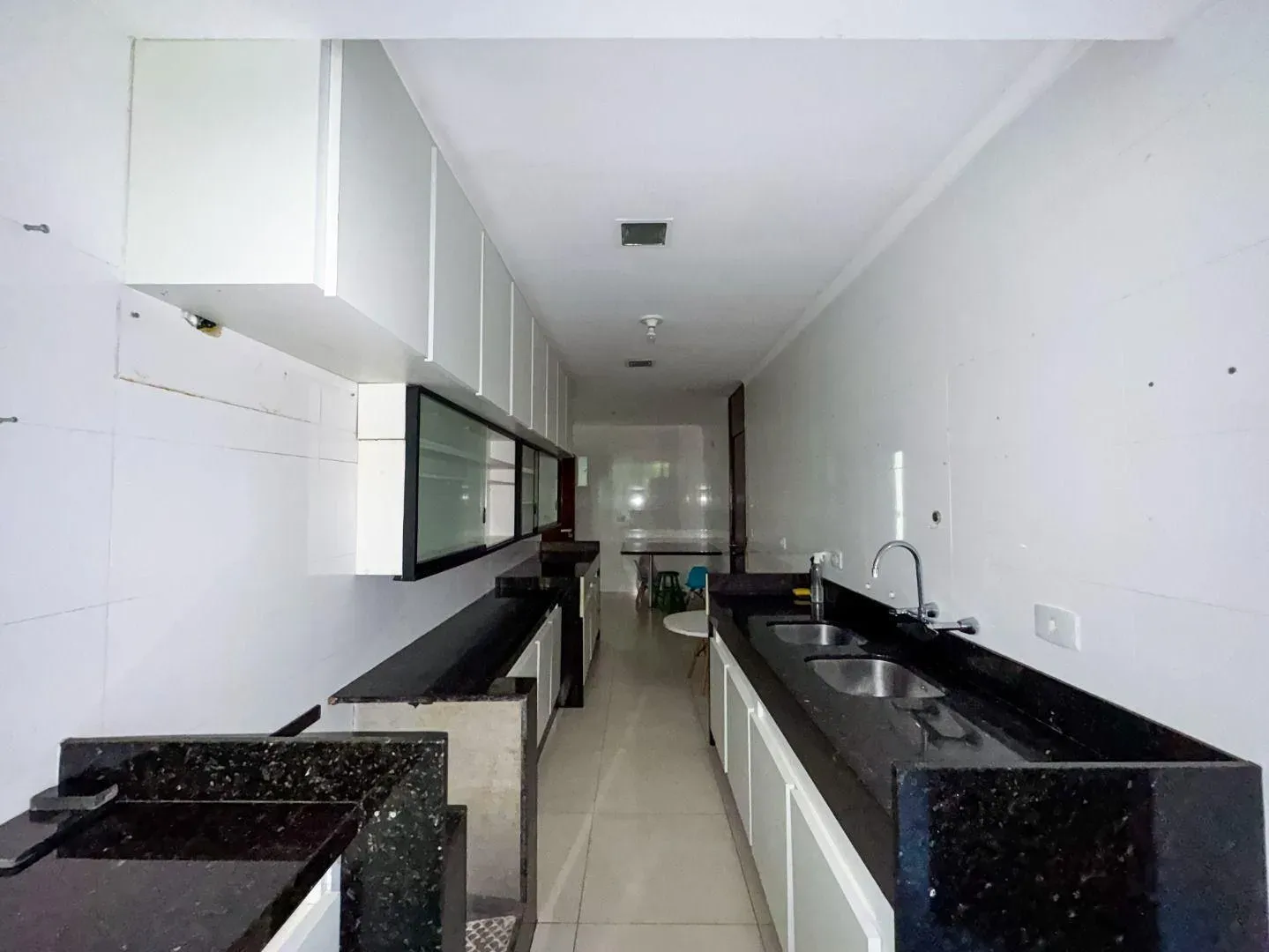 4-bedroom rental apartment with 160 m² and 3 baths — photo 30