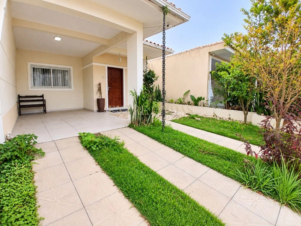 Private pool in a 3-bedroom house, 129 m² — photo 12