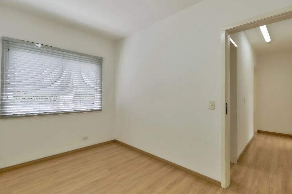 3-bedroom apartment with balcony and 120 m² — photo 35