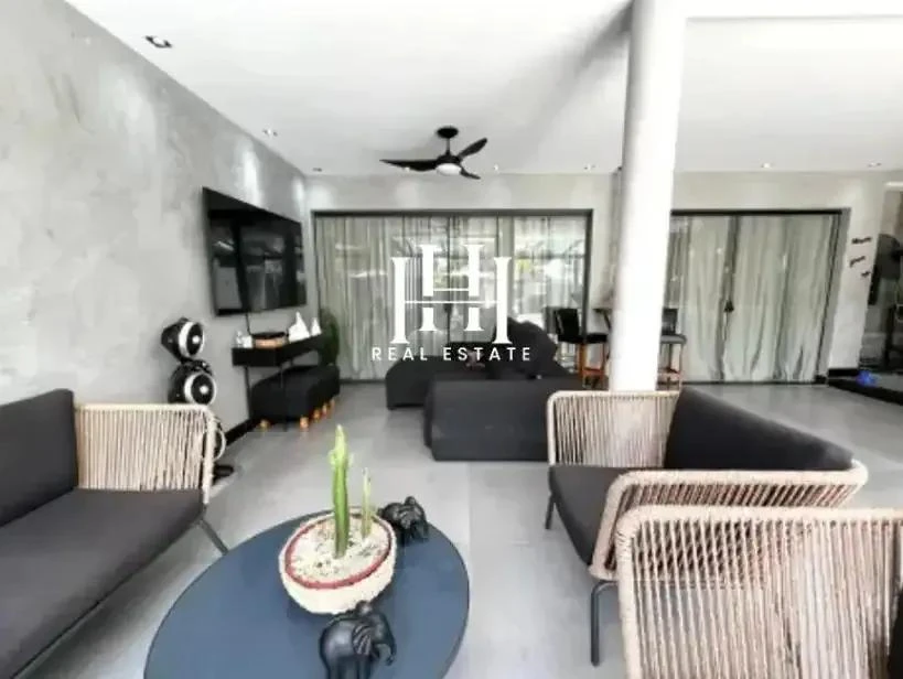 Furnished house with 6 en-suite bedrooms and shared pool — photo 26