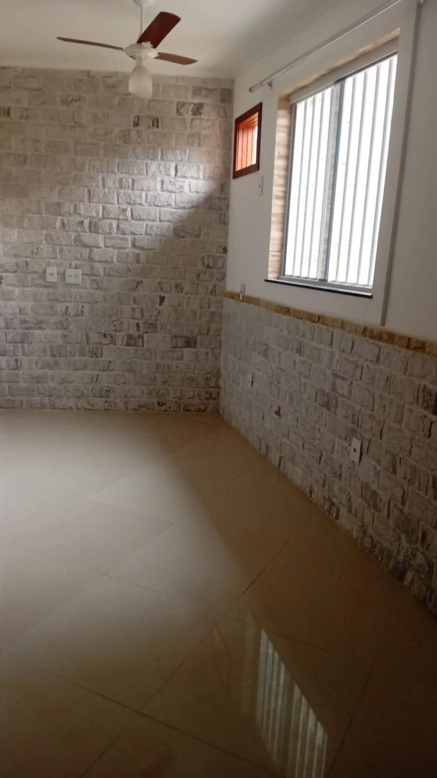 House with 2 bedrooms, 1 bathroom and separate kitchen — photo 21
