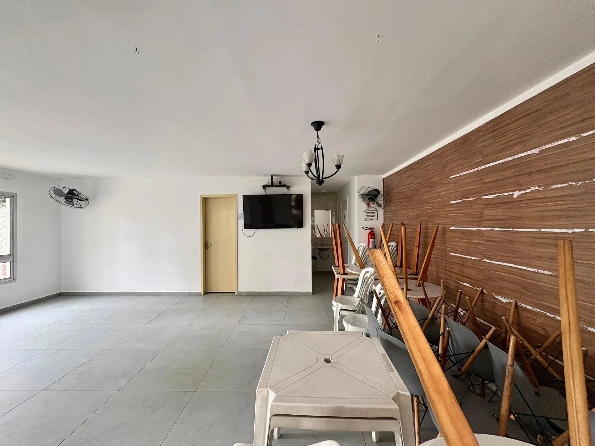 Washing machine in a 2-bedroom apartment, 49 m² — photo 10