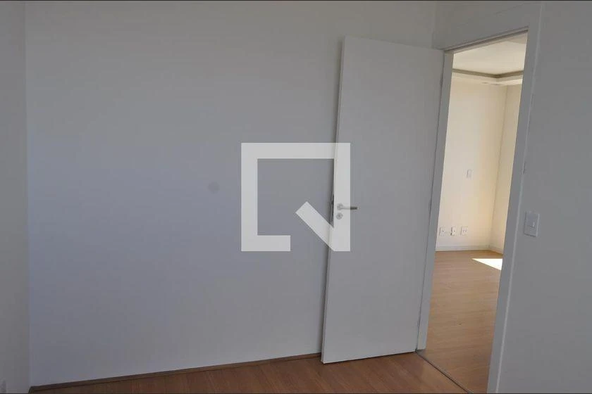 Glass-enclosed balcony in a 2-bedroom apartment, 47 m² — photo 18