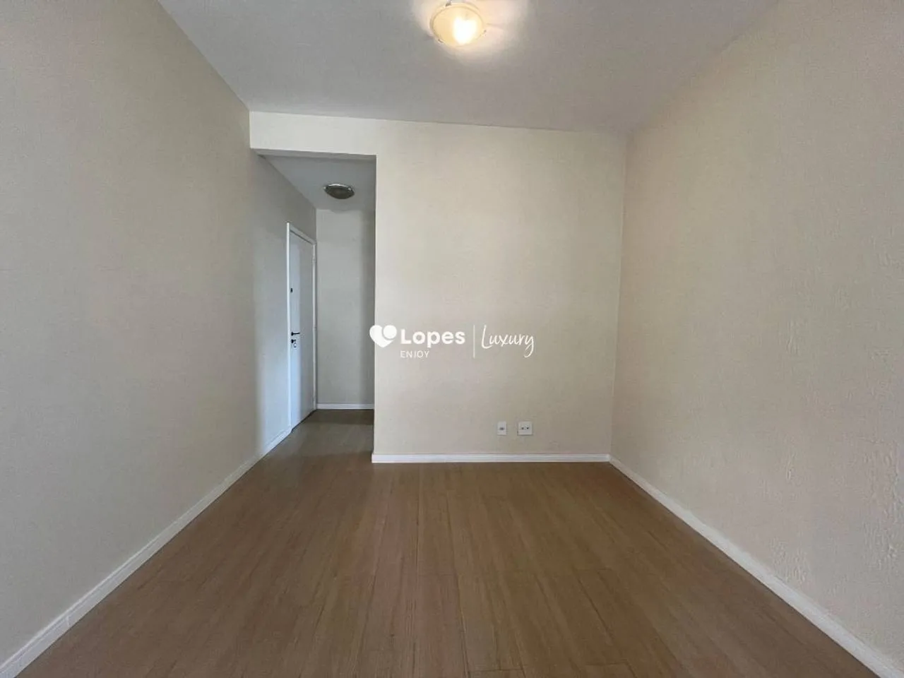 Rental apartment with 3 bedrooms, balcony and 3 bathrooms — photo 6