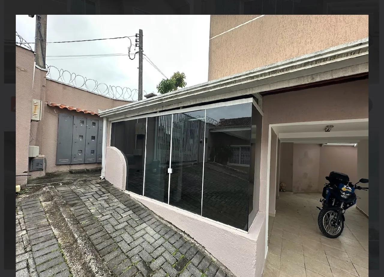 3-bedroom house with a washing machine in Curitiba — photo 16