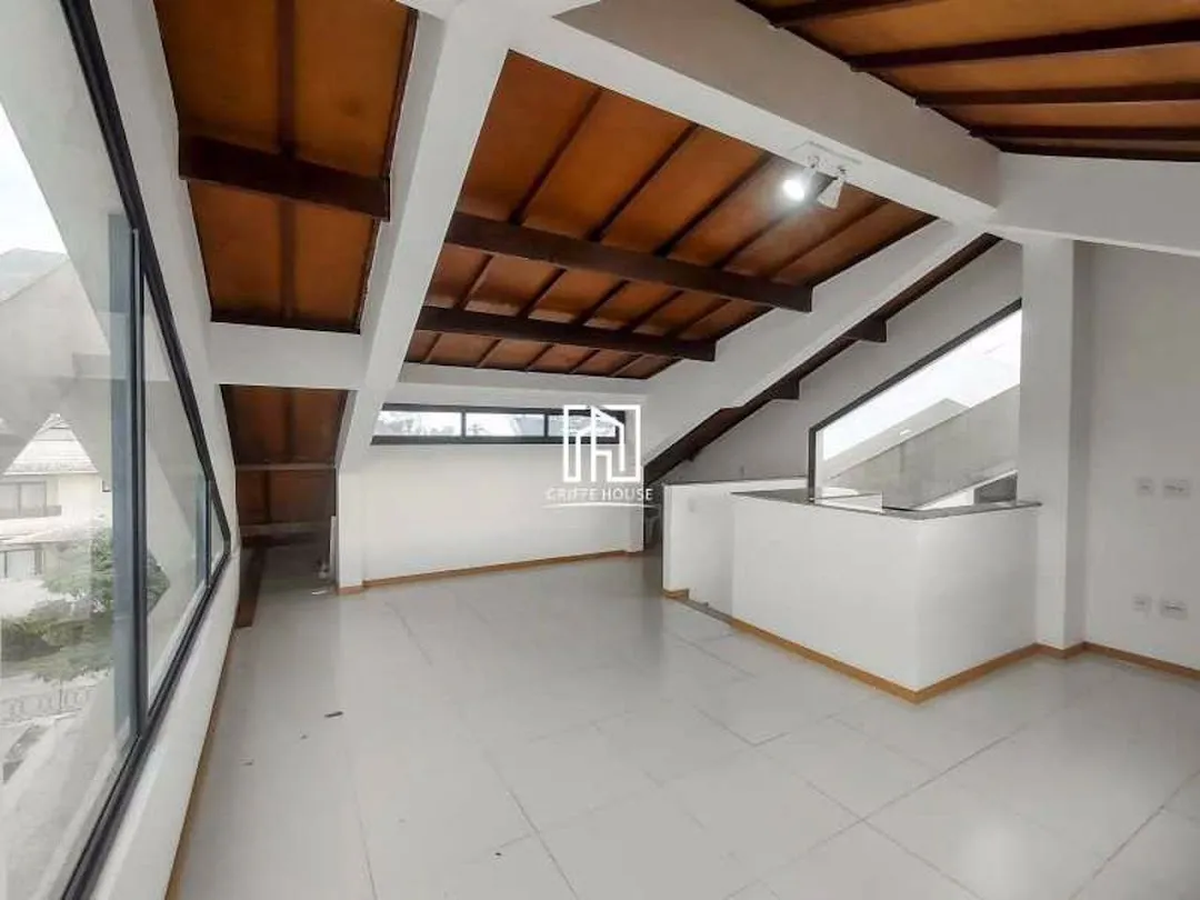 House, 200 m², with a grill on the balcony — photo 18