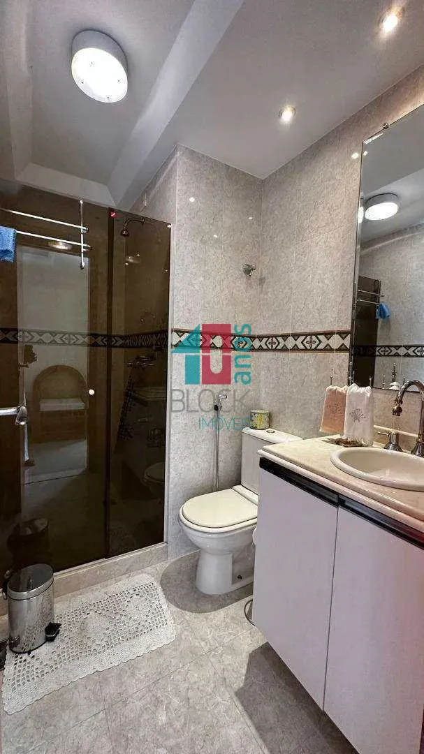 Washing machine in a 2-bedroom apartment, 208 m² — photo 2