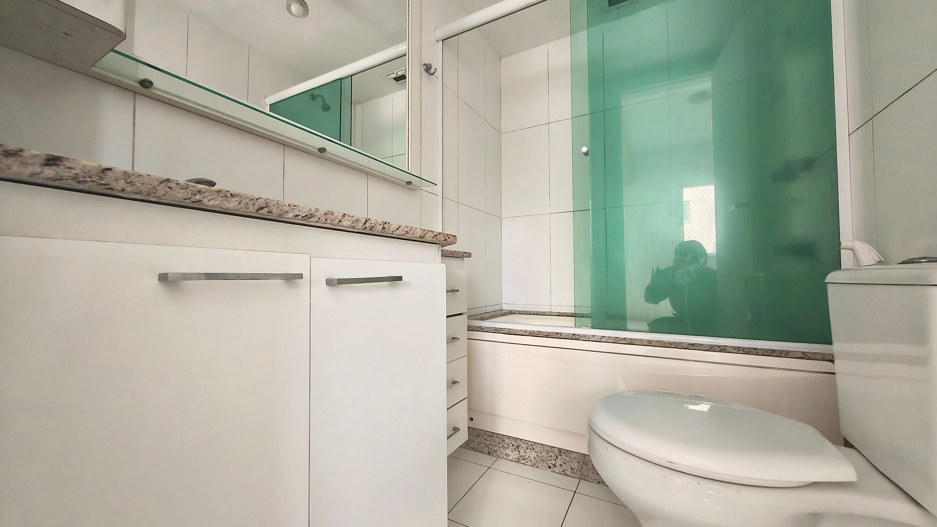 Apartment, 87 m², with a jacuzzi — photo 11