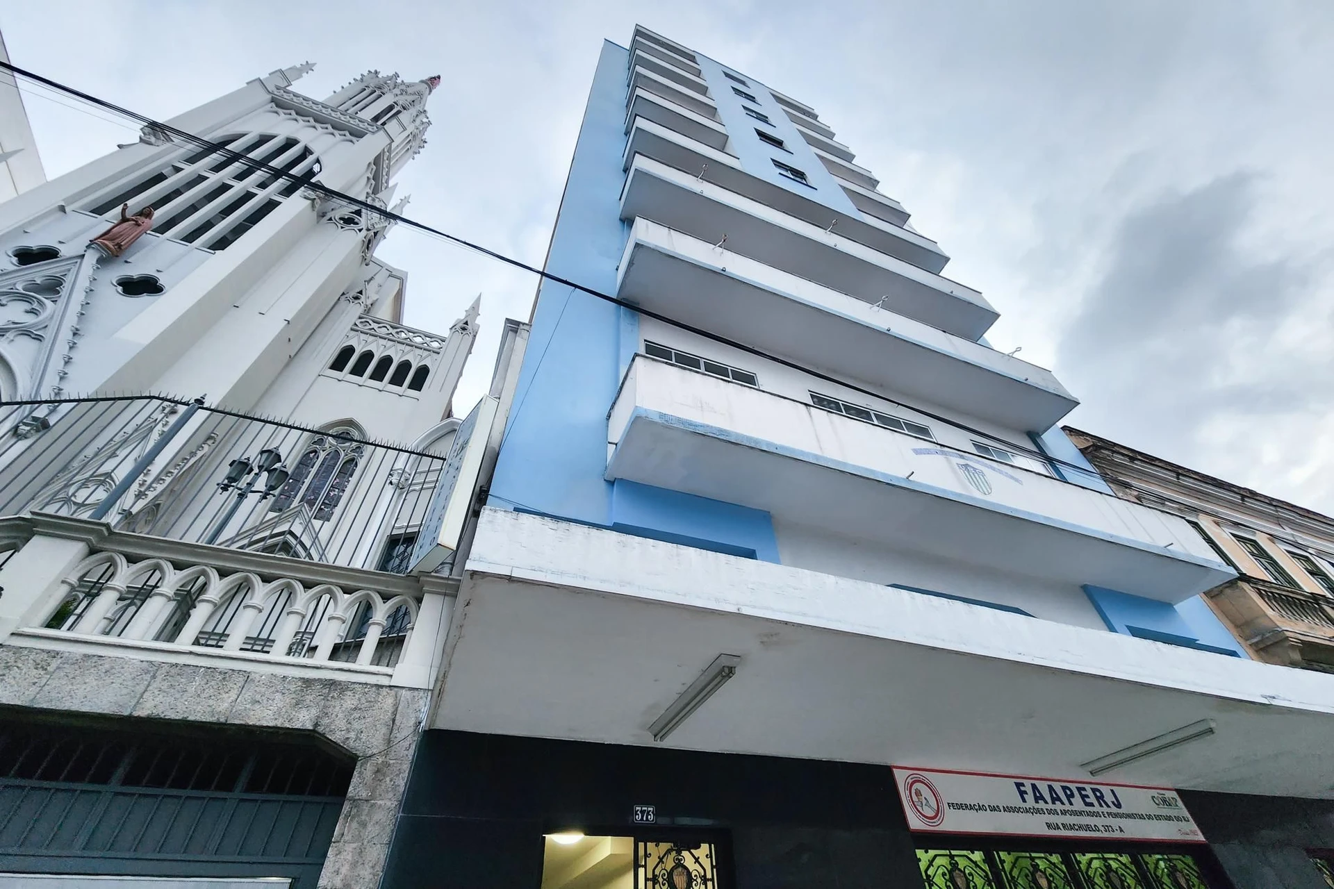 Apartamento mobiliado com 2 quartos e máquina de lavar roupa — photo 26