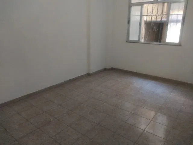 1-bedroom apartment with 1 parking space and laundry area — photo 6