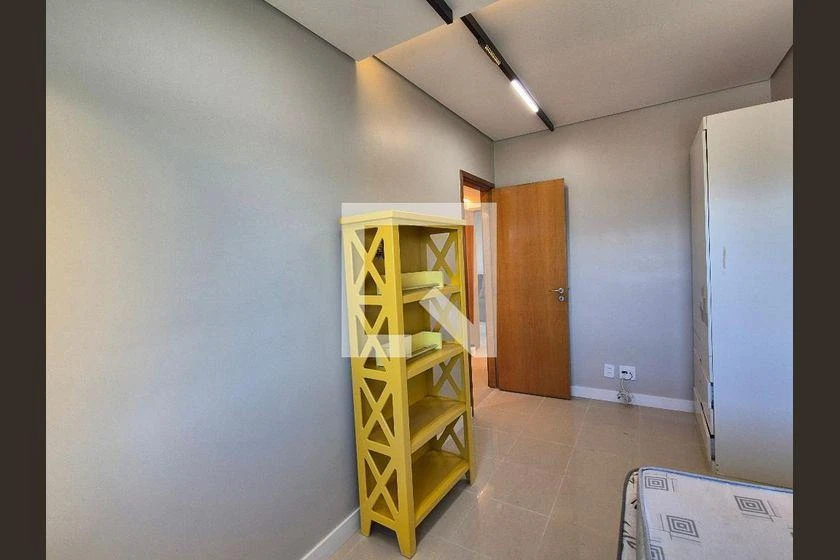 Furnished 3-bedroom apartment with balcony and views — photo 5
