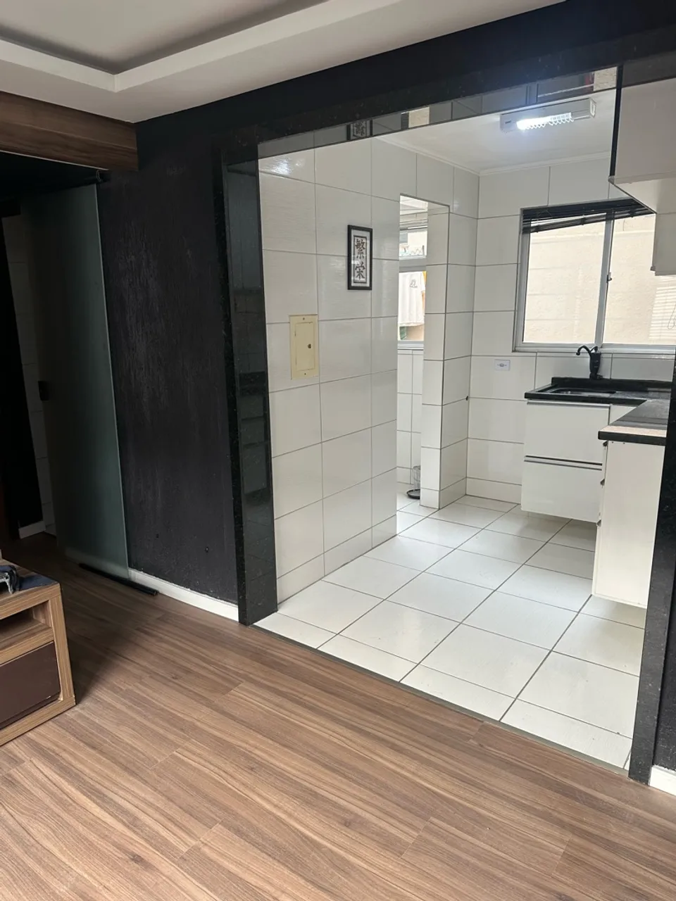 2-bedroom apartment with wood or laminate floors in Curitiba — photo 11