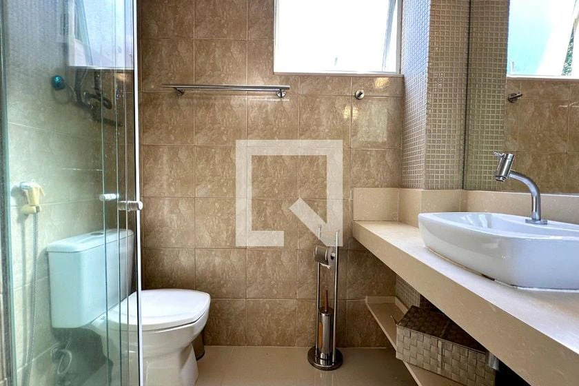 Apartamento de 1 quarto com cozinha separada — photo 16