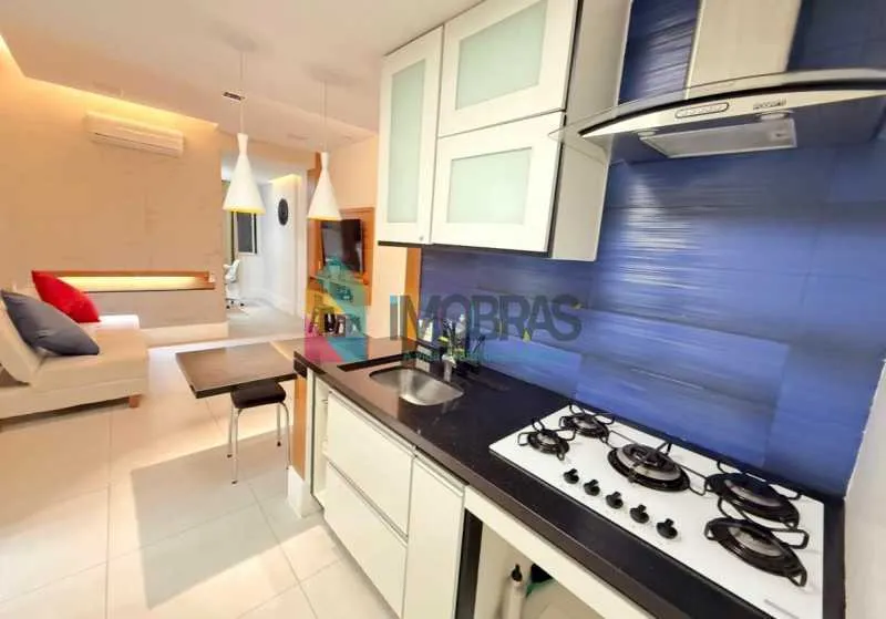 Furnished 1-bedroom apartment with 2 bathrooms — photo 16