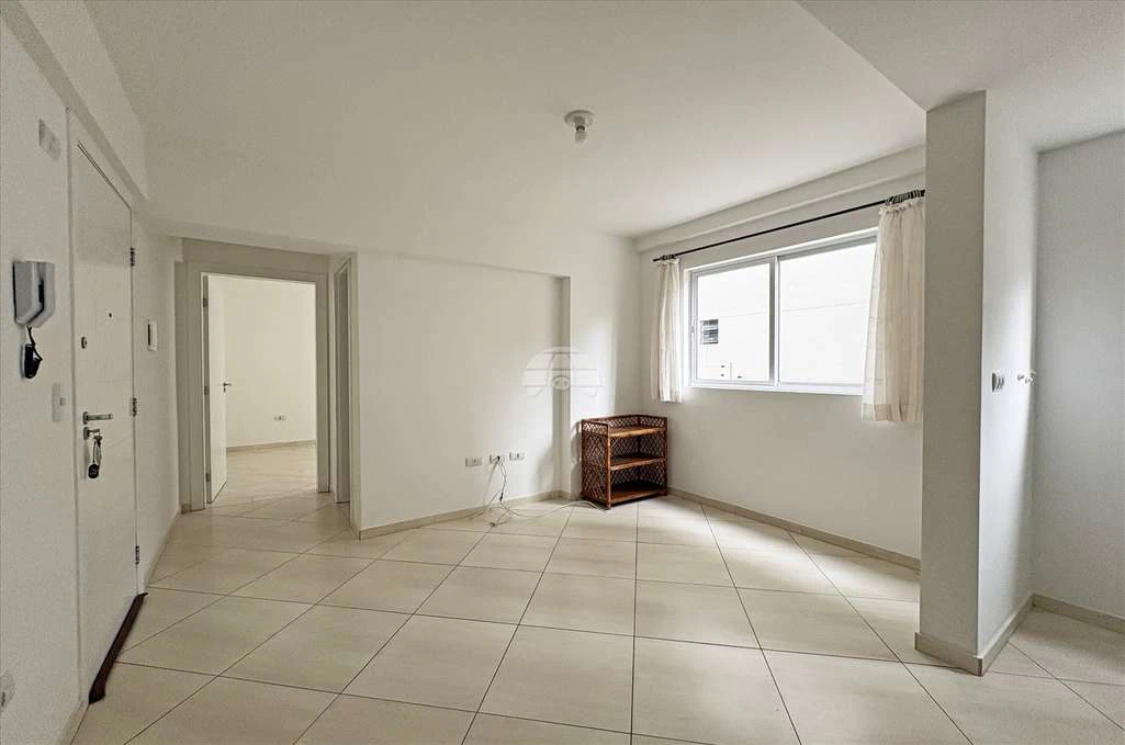 1-bedroom apartment with open-plan kitchen and 49 m² — photo 3