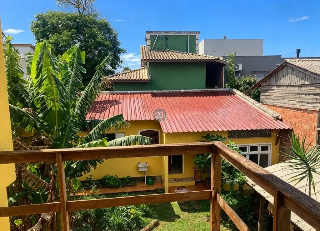 Garden in a 4-bedroom house, 180 m² — photo 13