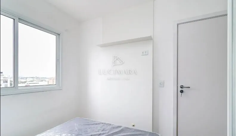 Furnished 1-bedroom apartment with open-plan kitchen — photo 11